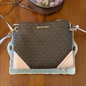 MICHAEL KORS Brown Logo Crossbody with Pale Pink Accents